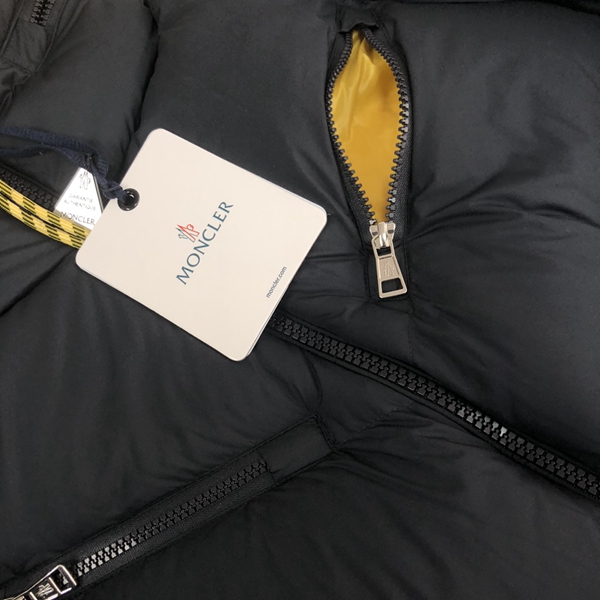 ハイクオリティダウンジャケット内部構造